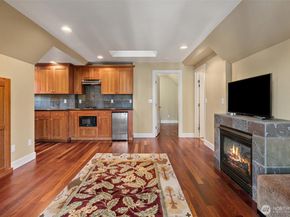 16340 Maplewild Avenue SW, Burien WA 98166