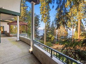 16340 Maplewild Avenue SW, Burien WA 98166