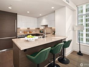 583 Battery Street 3002N, Seattle WA 98121