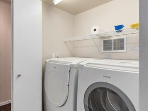 5589 Lakemont Boulevard SE 1702, Bellevue WA 98006