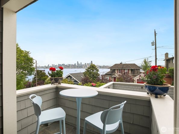 1725 Arch Ave SW, Seattle WA 98116