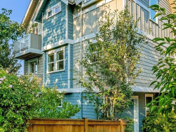 1828 27th Avenue B, Seattle WA 98122