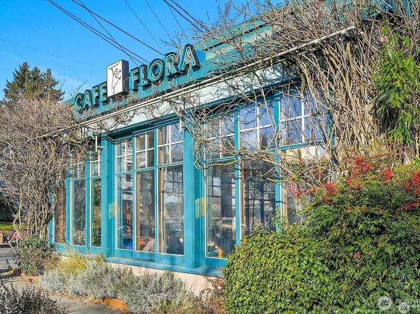 1828 27th Avenue B, Seattle WA 98122