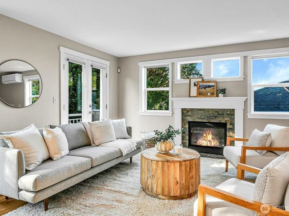 1828 27th Avenue B, Seattle WA 98122