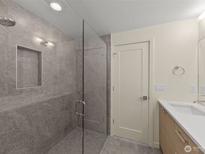 9219 A 14th Avenue NW, Seattle WA 98117