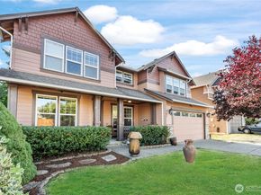 762 Ilwaco Place NE, Renton WA 98059