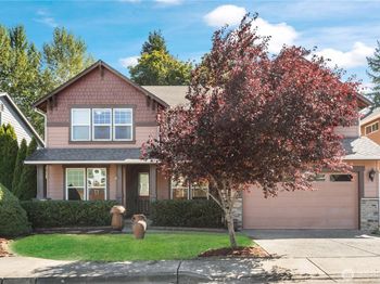 762 Ilwaco Place NE