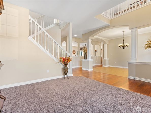 762 Ilwaco Place NE, Renton WA 98059
