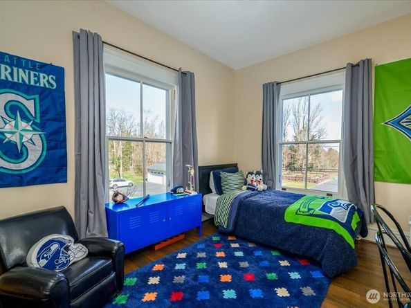 4200 Washington Avenue W, Seattle WA 98199