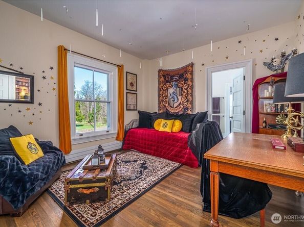 4200 Washington Avenue W, Seattle WA 98199