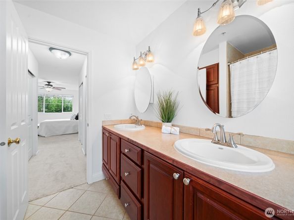 2300 Benson Road S A4, Renton WA 98055