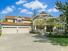 2070 277th Avenue SE, Sammamish WA 98075