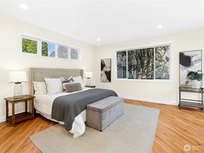 2070 277th Avenue SE, Sammamish WA 98075