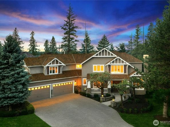 2070 277th Avenue SE, Sammamish WA 98075