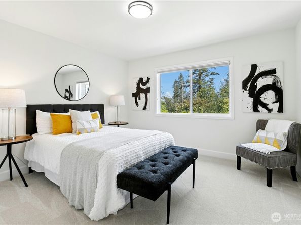 2070 277th Avenue SE, Sammamish WA 98075