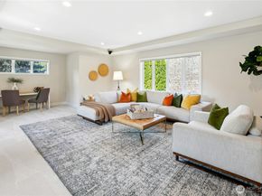 2070 277th Avenue SE, Sammamish WA 98075