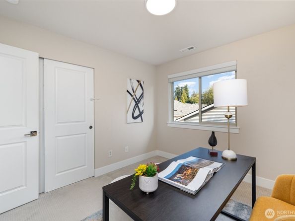 1308 141st Place SW, Lynnwood WA 98087