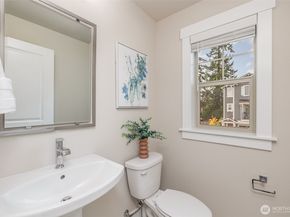1308 141st Place SW, Lynnwood WA 98087