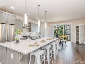 1308 141st Place SW, Lynnwood WA 98087