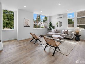 2927 39th Avenue SW, Seattle WA 98116