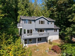 17880 Purves Avenue NE, Suquamish WA 98392