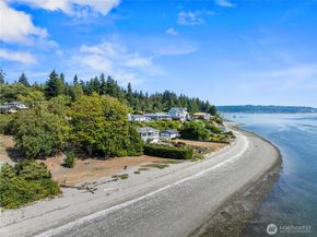 17880 Purves Avenue NE, Suquamish WA 98392