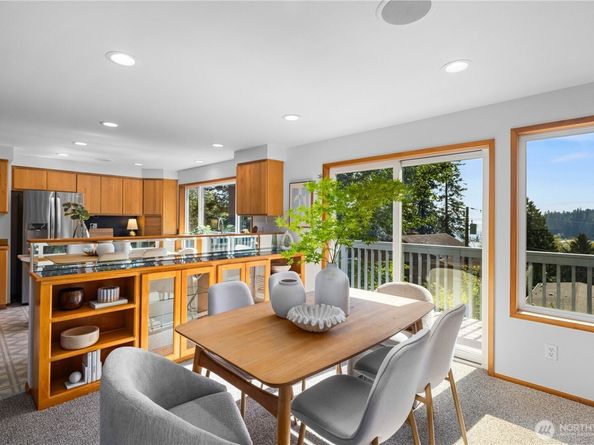 17880 Purves Avenue NE, Suquamish WA 98392