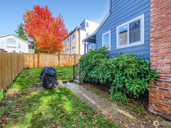 10345 Ashworth Avenue N, Seattle WA 98133