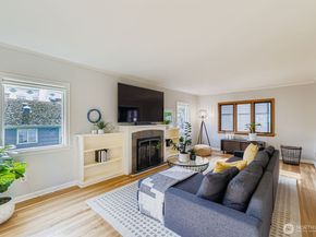 10345 Ashworth Avenue N, Seattle WA 98133