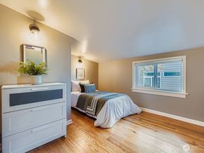 10345 Ashworth Avenue N, Seattle WA 98133