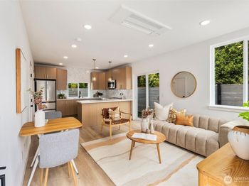 822 B S Sullivan Street