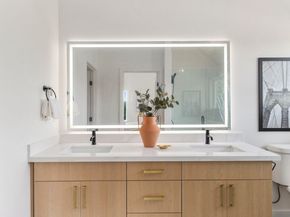 822 B S Sullivan Street, Seattle WA 98108