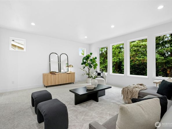 1801 Redmond Place NE, Renton WA 98056