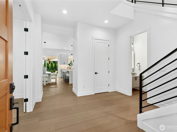 1801 Redmond Place NE, Renton WA 98056