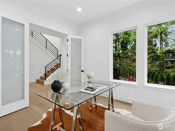 1801 Redmond Place NE, Renton WA 98056