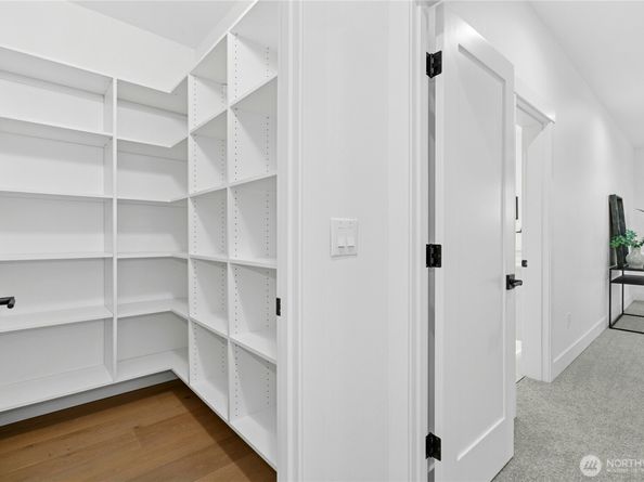 1801 Redmond Place NE, Renton WA 98056