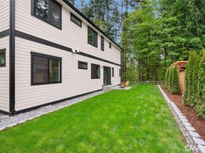 1801 Redmond Place NE, Renton WA 98056