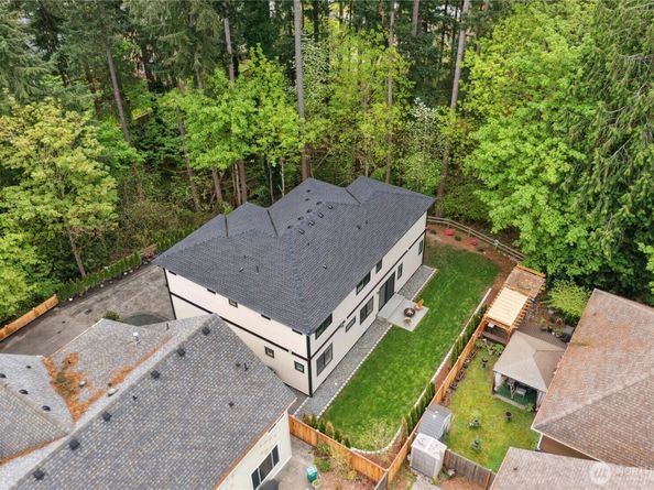 1801 Redmond Place NE, Renton WA 98056