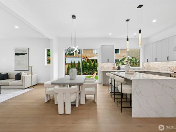 1801 Redmond Place NE, Renton WA 98056