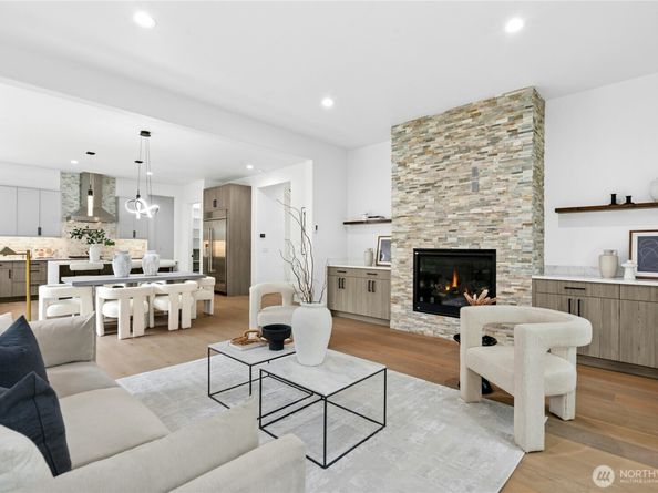 1801 Redmond Place NE, Renton WA 98056