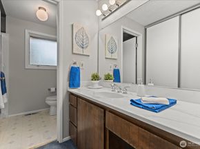 18529 NE 184th Street, Woodinville WA 98077