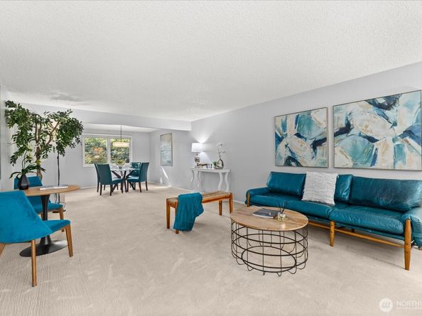 18529 NE 184th Street, Woodinville WA 98077