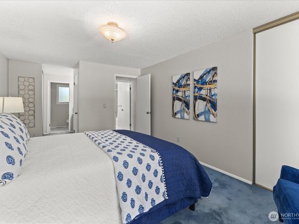 18529 NE 184th Street, Woodinville WA 98077