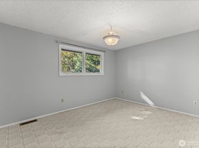 18529 NE 184th Street, Woodinville WA 98077