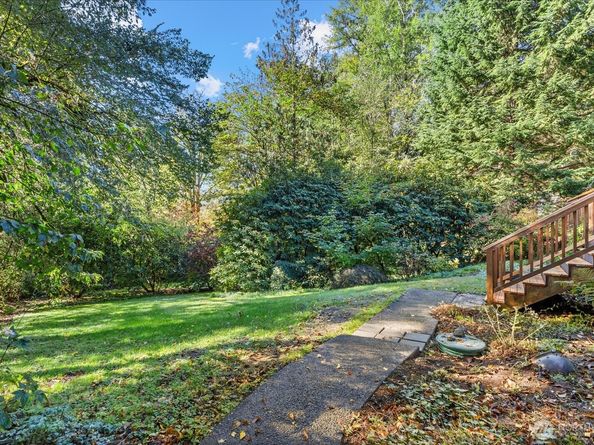 18529 NE 184th Street, Woodinville WA 98077