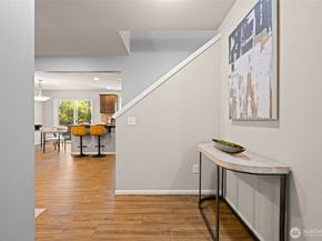 19312 1st Ave W 4, Bothell WA 98012