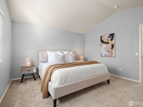 19312 1st Ave W 4, Bothell WA 98012