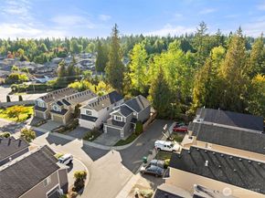 19312 1st Ave W 4, Bothell WA 98012