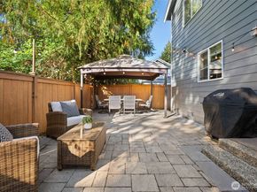 19312 1st Ave W 4, Bothell WA 98012