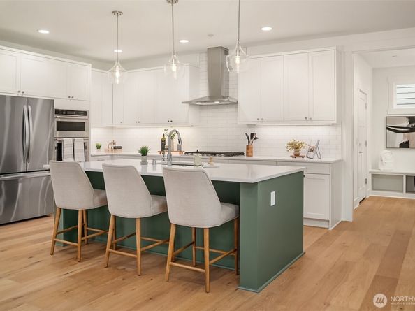 22212 98th Avenue W, Edmonds WA 98020